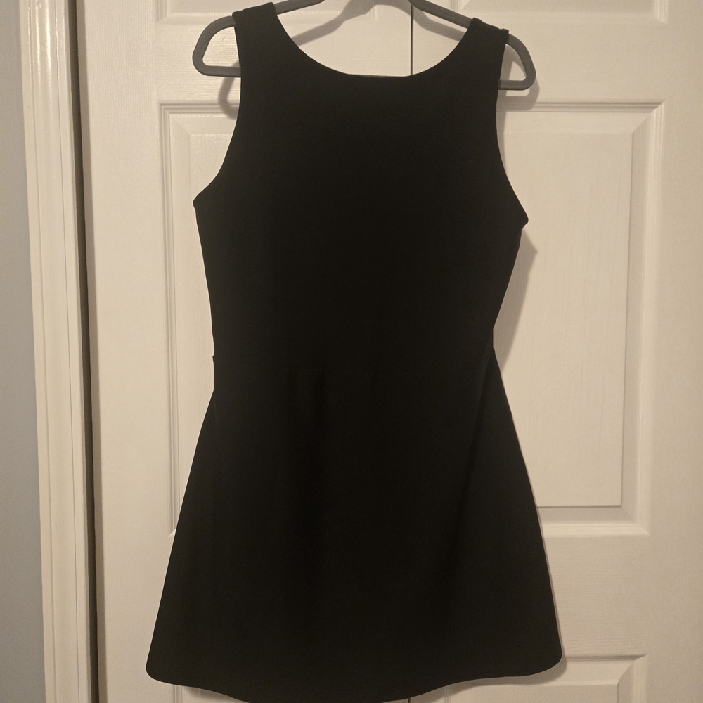 Elegant Black Sleeveless Dress